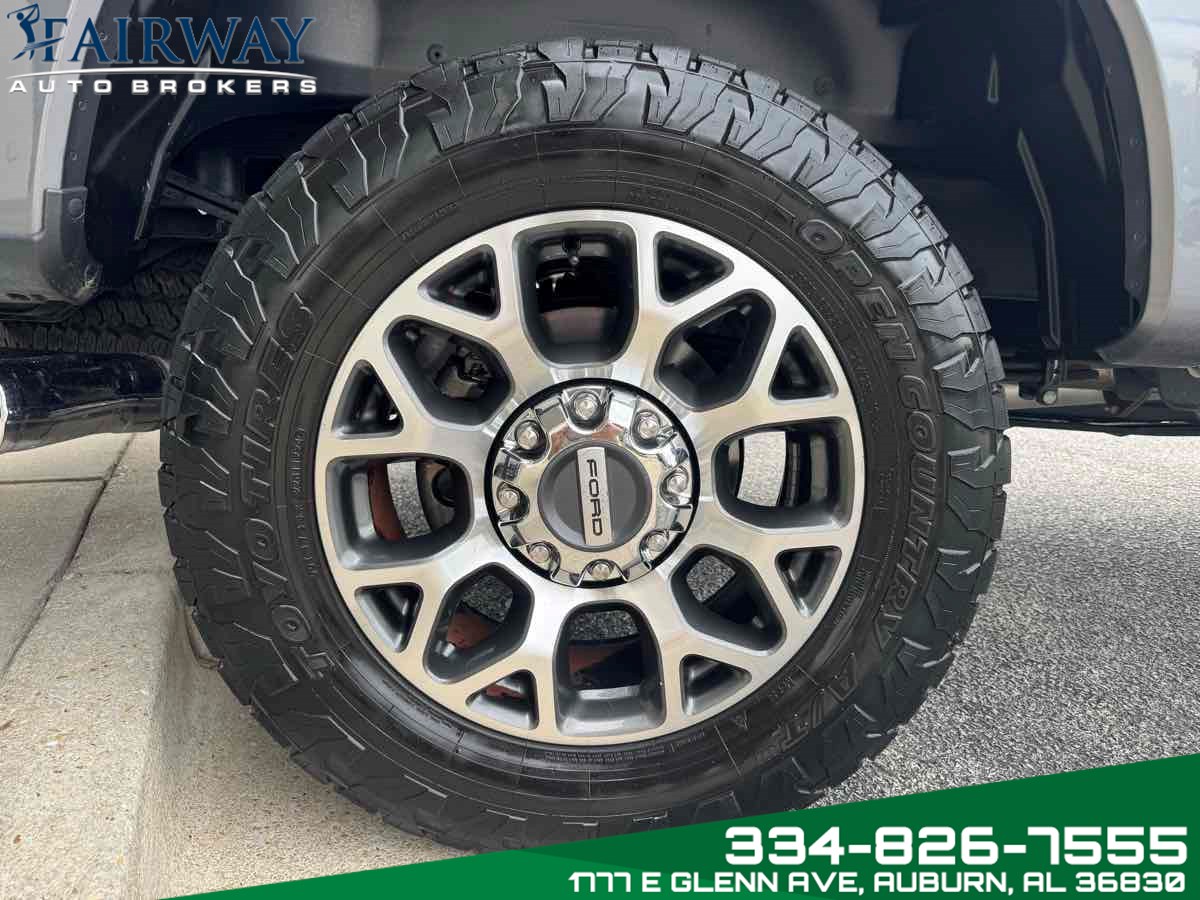 2024 Ford F-250 Lariat photo 32