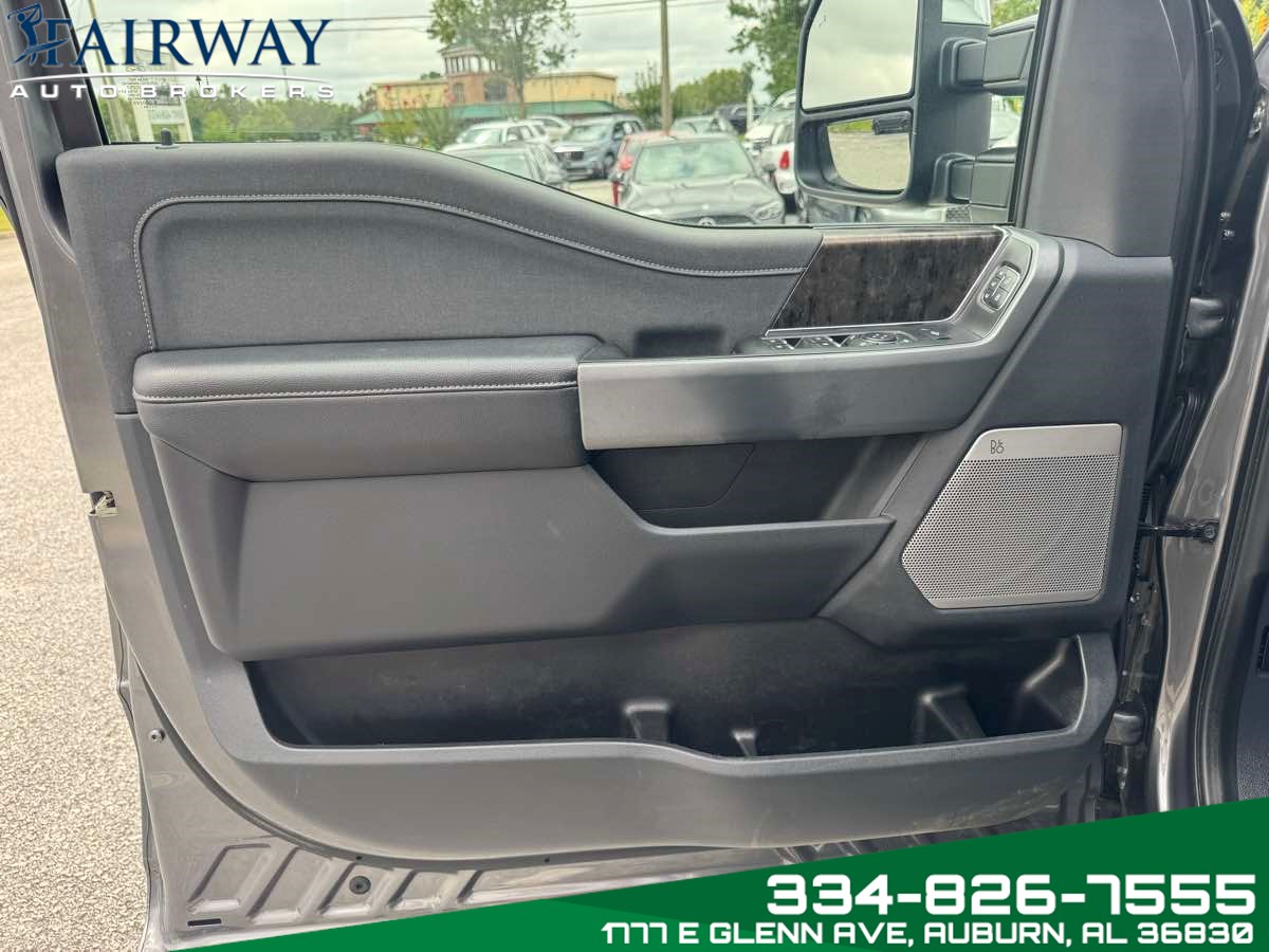 2024 Ford F-250 Lariat photo 26