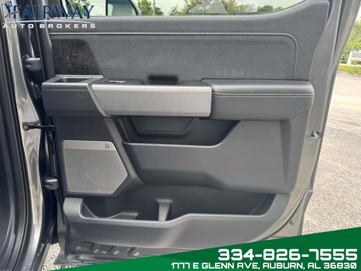 2024 Ford F-250 Lariat photo 28