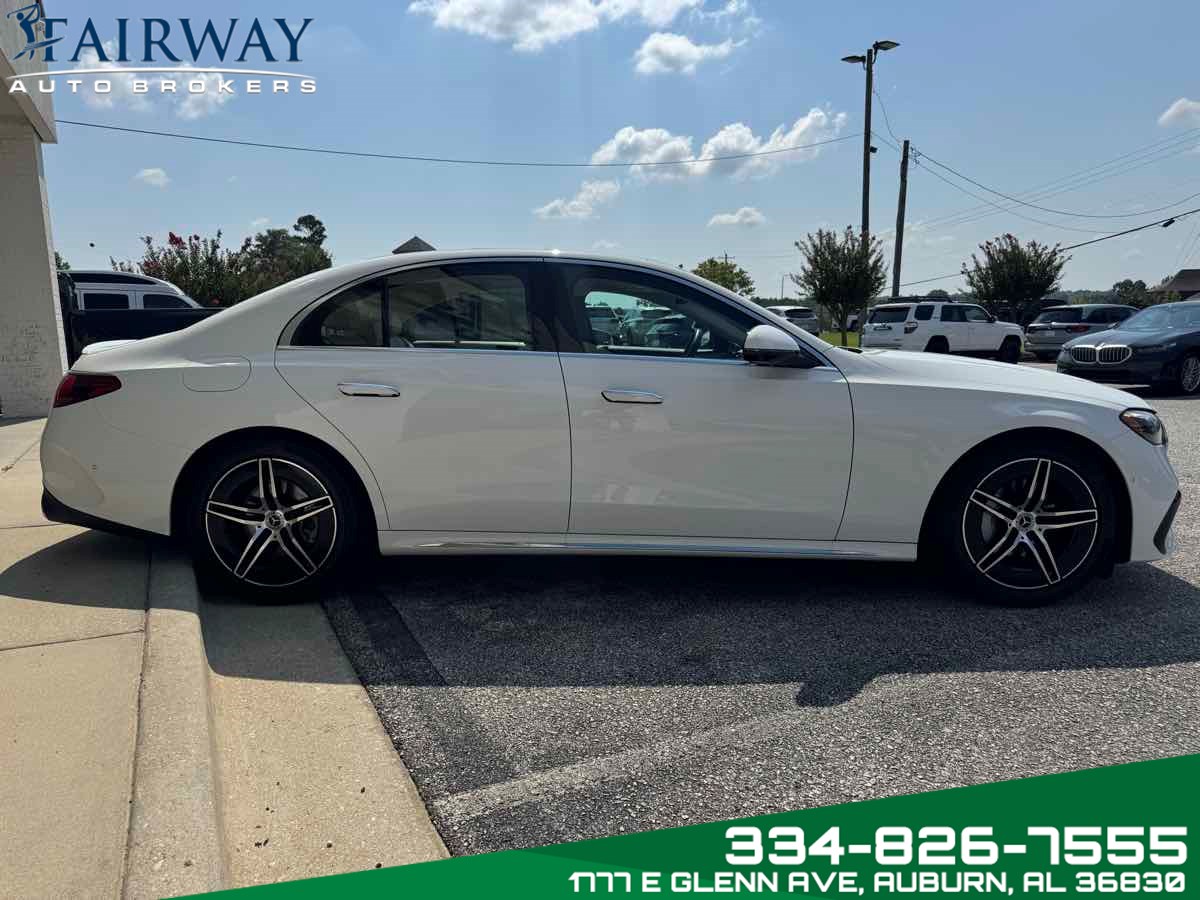 2025 Mercedes Benz E 350 4MATIC Sedan photo 4