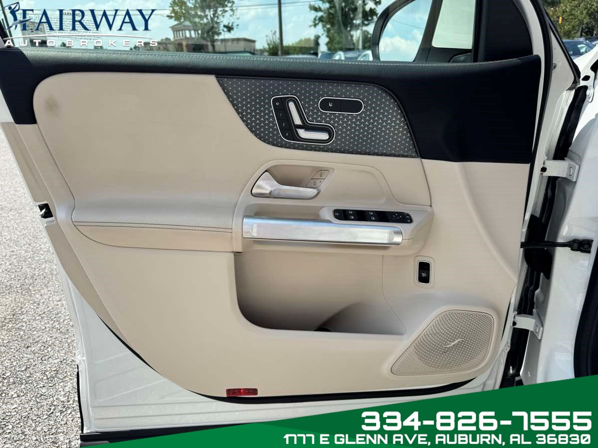 2025 Mercedes Benz GLB 250 4MATIC photo 23