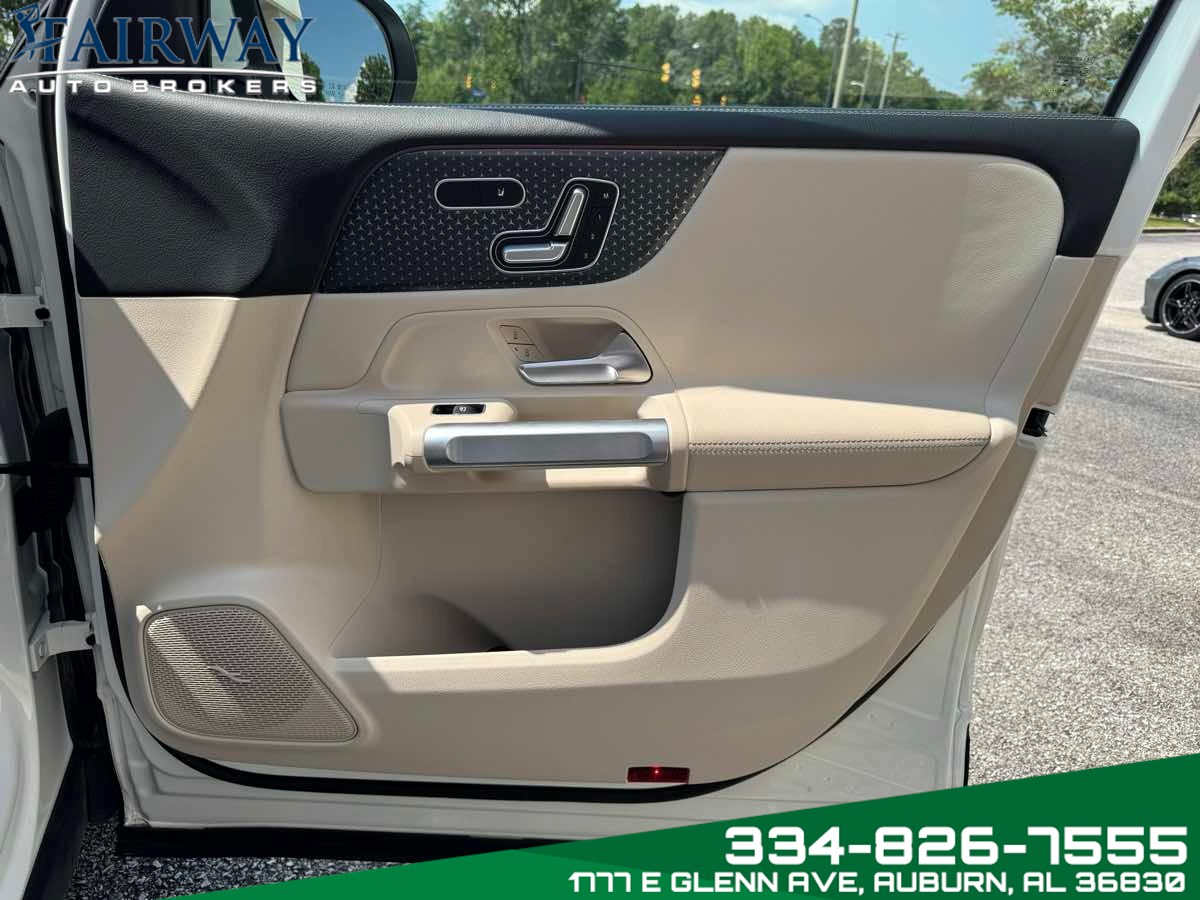 2025 Mercedes Benz GLB 250 4MATIC photo 25