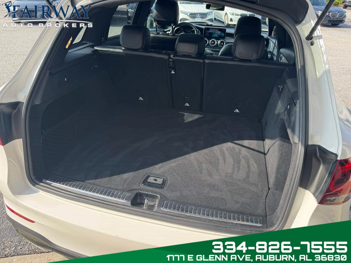 2021 Mercedes Benz GLC 300 AMG photo 25
