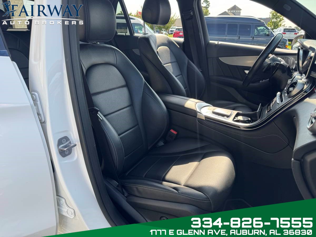 2021 Mercedes Benz GLC 300 AMG photo 11