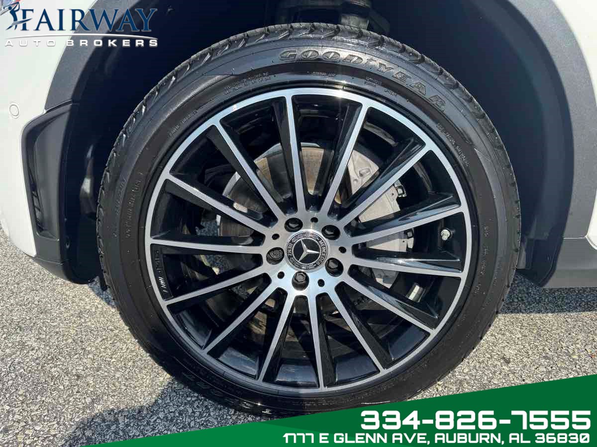 2021 Mercedes Benz GLC 300 AMG photo 26