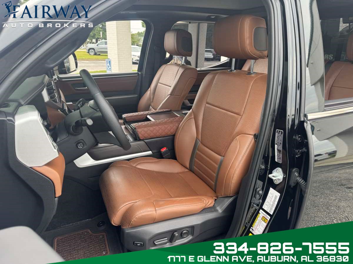2023 Toyota Tundra 1794 Edition CrewMax photo 9