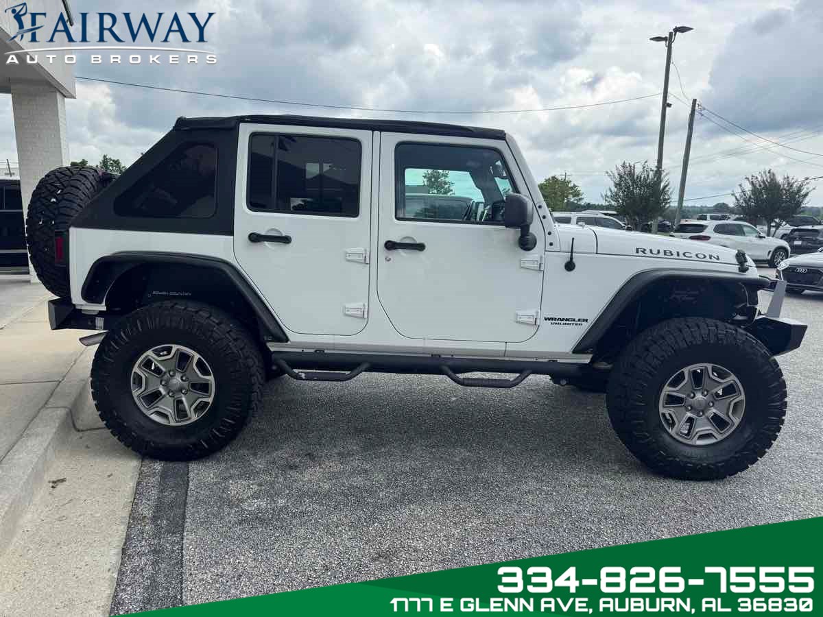 2016 Jeep Wrangler Unlimited Rubicon photo 4