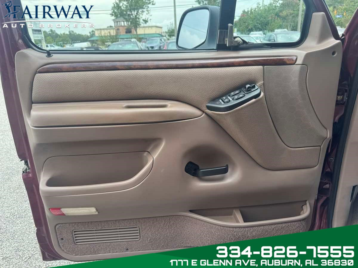 1996 Ford Bronco photo 19