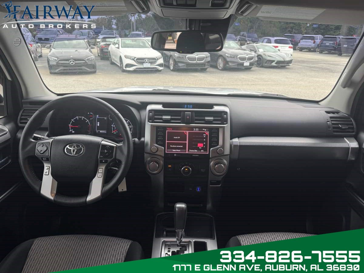 2020 Toyota 4Runner SR5 photo 25
