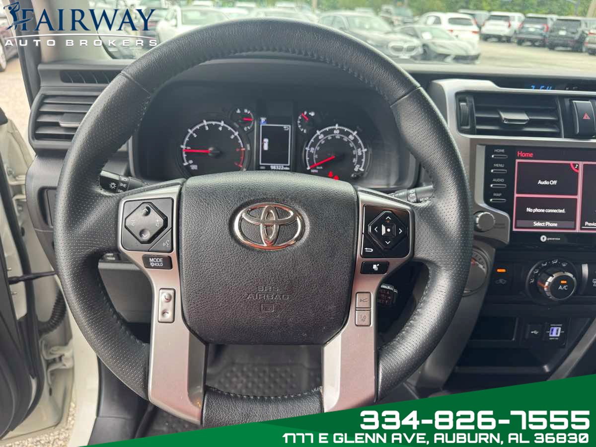 2020 Toyota 4Runner SR5 photo 17