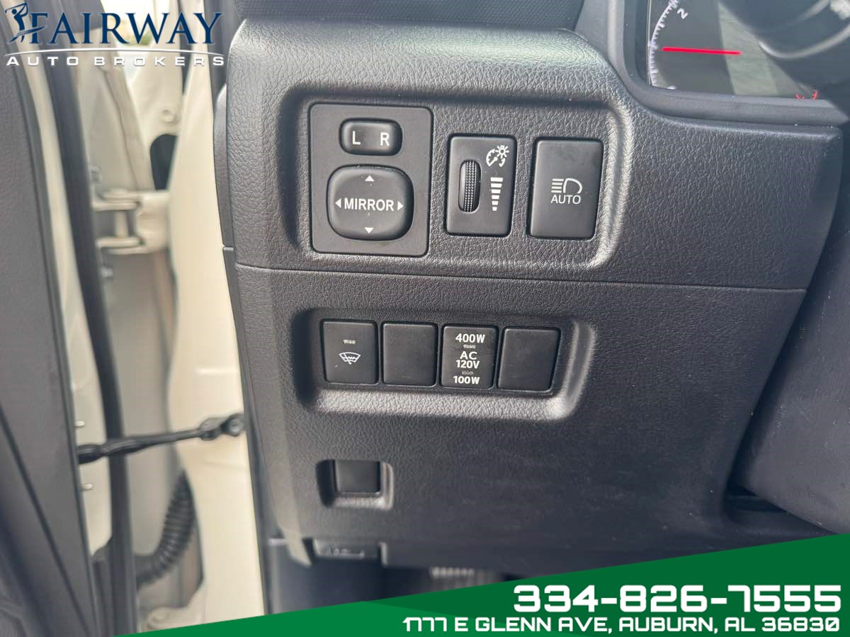 2020 Toyota 4Runner SR5 photo 16