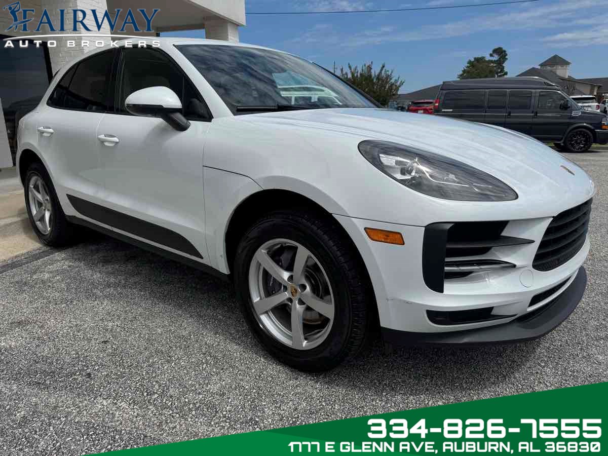 2021 Porsche Macan Base photo 2