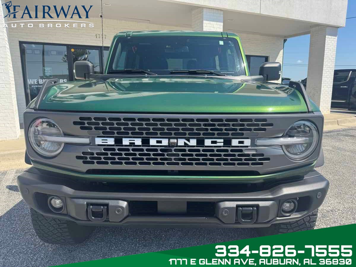 2022 Ford Bronco Badlands photo 2