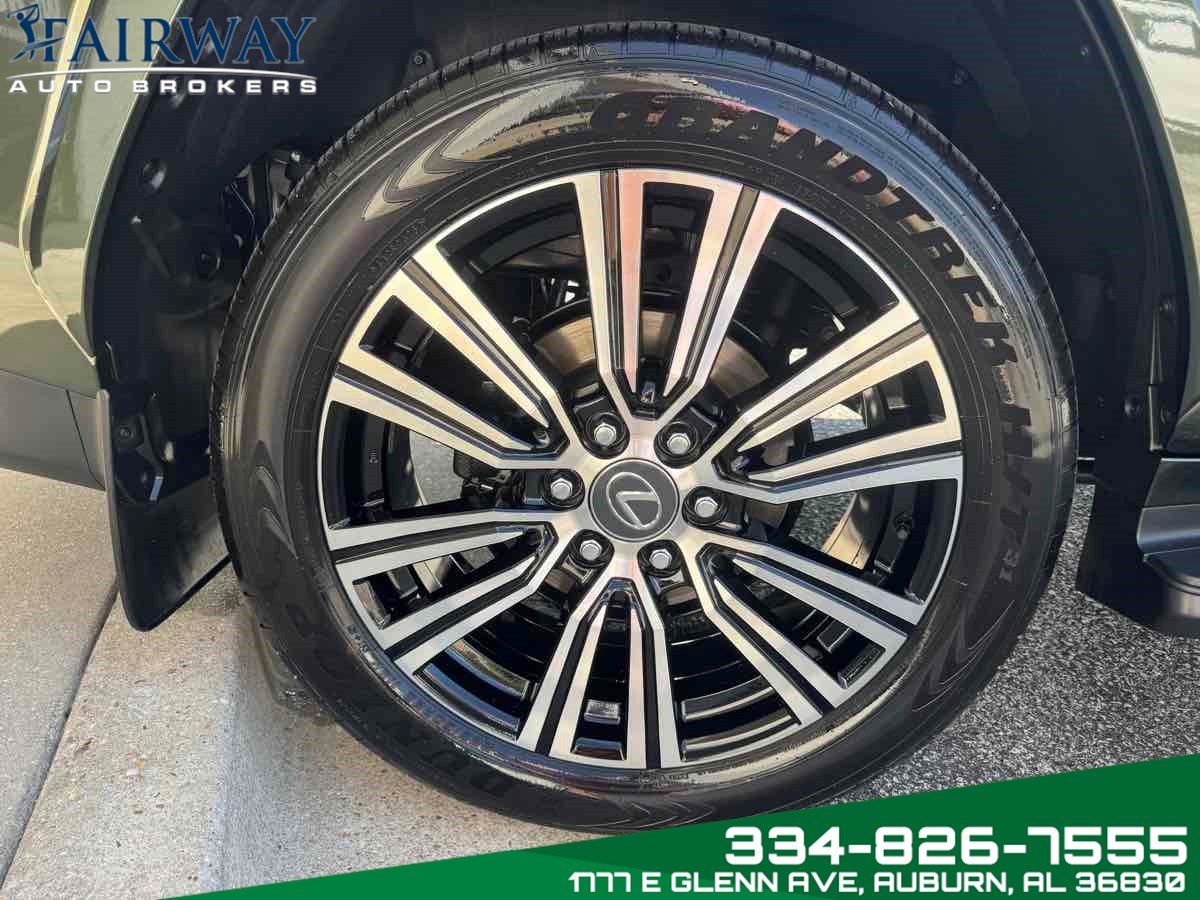 2025 Lexus LX 600 Luxury photo 29
