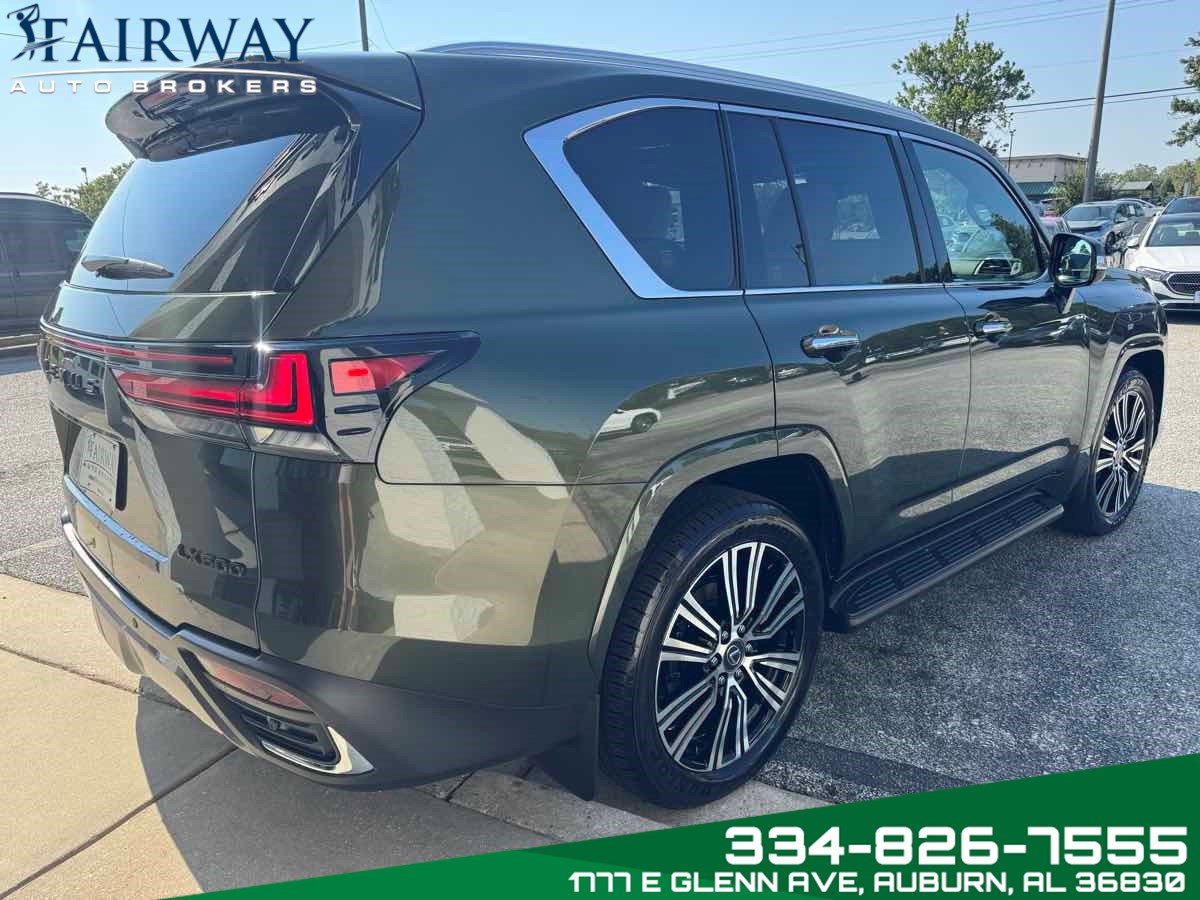 2025 Lexus LX 600 Luxury photo 2