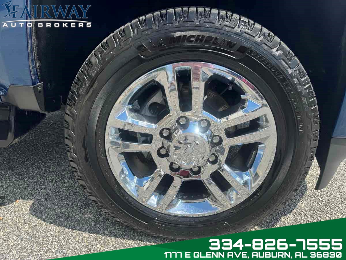 2019 Chevrolet Silverado 2500HD High Country photo 30