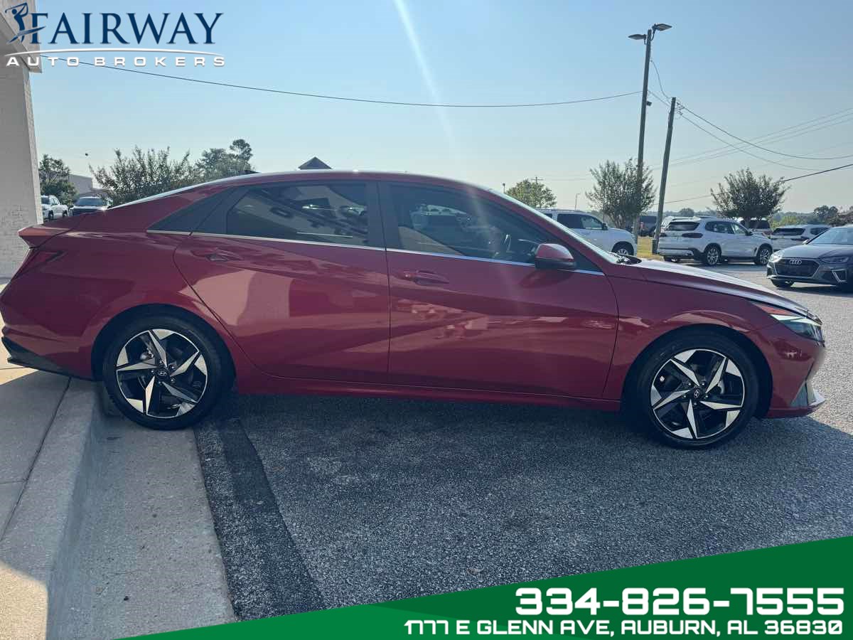 2023 Hyundai Elantra Limited photo 4