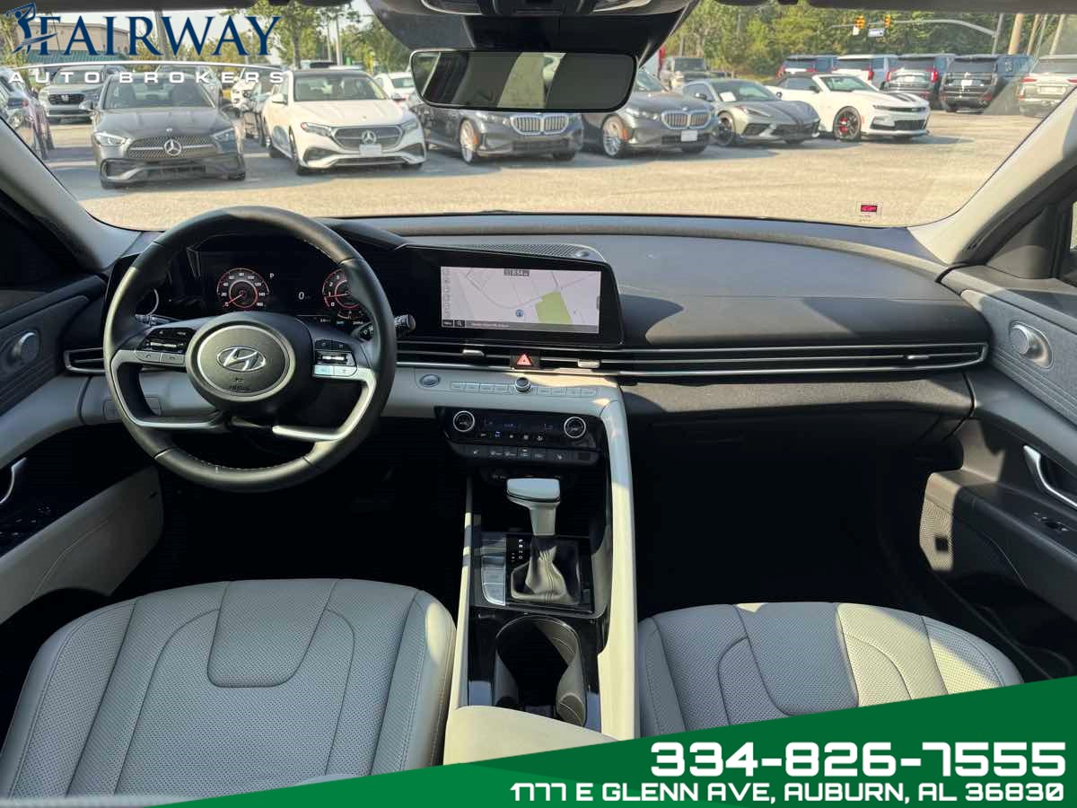 2023 Hyundai Elantra Limited photo 21
