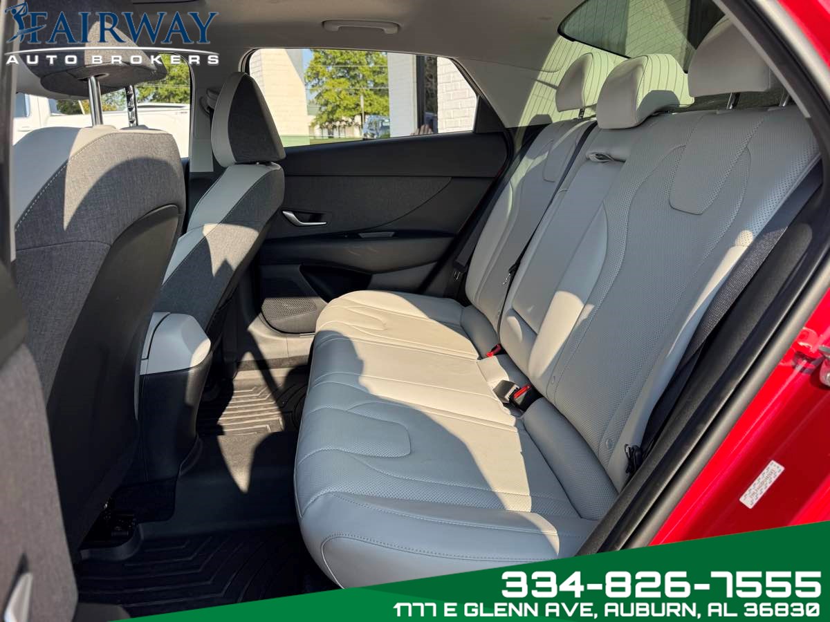 2023 Hyundai Elantra Limited photo 10