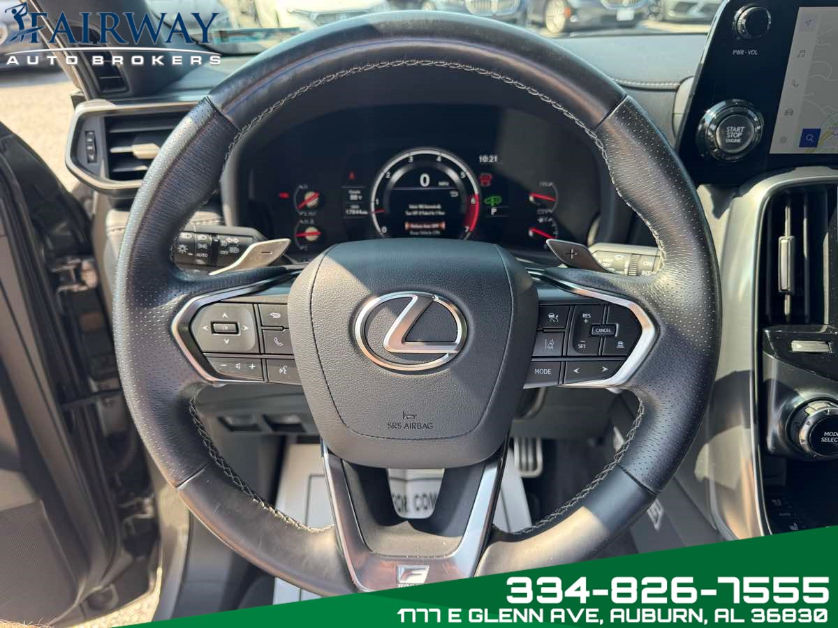 2023 Lexus LX 600 F SPORT photo 16