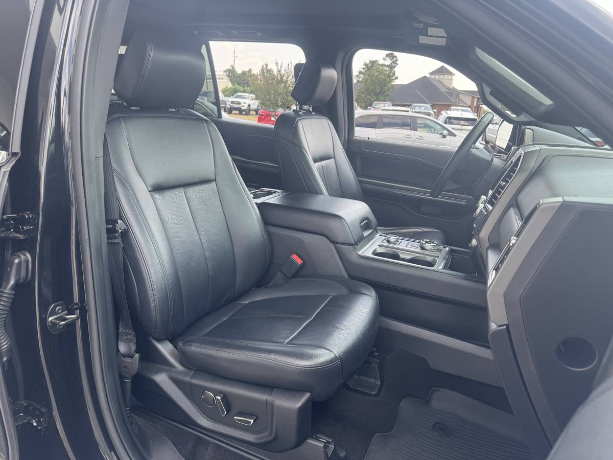 2019 Ford Expedition XLT - Photo 15