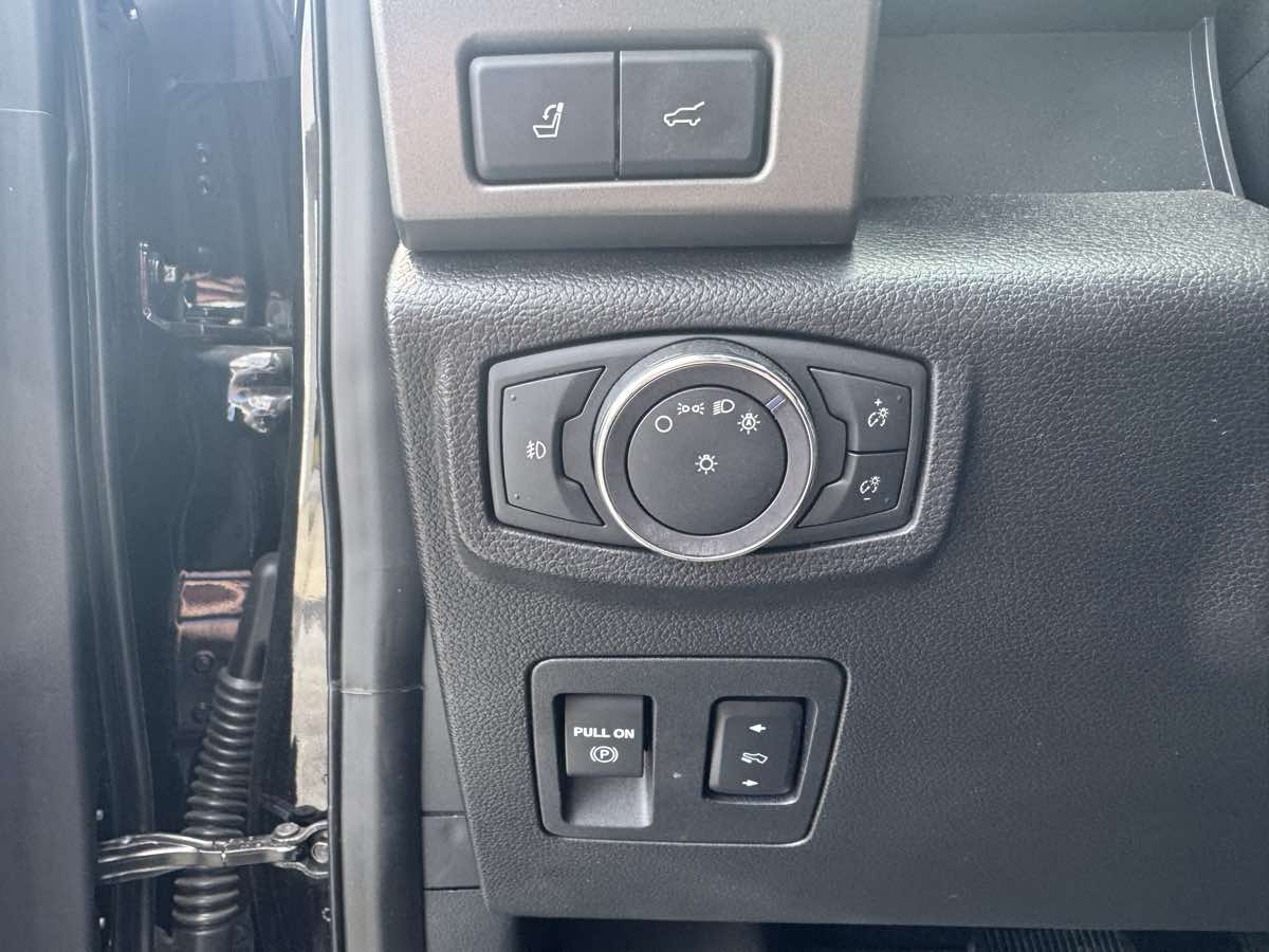 2019 Ford Expedition XLT - Photo 20