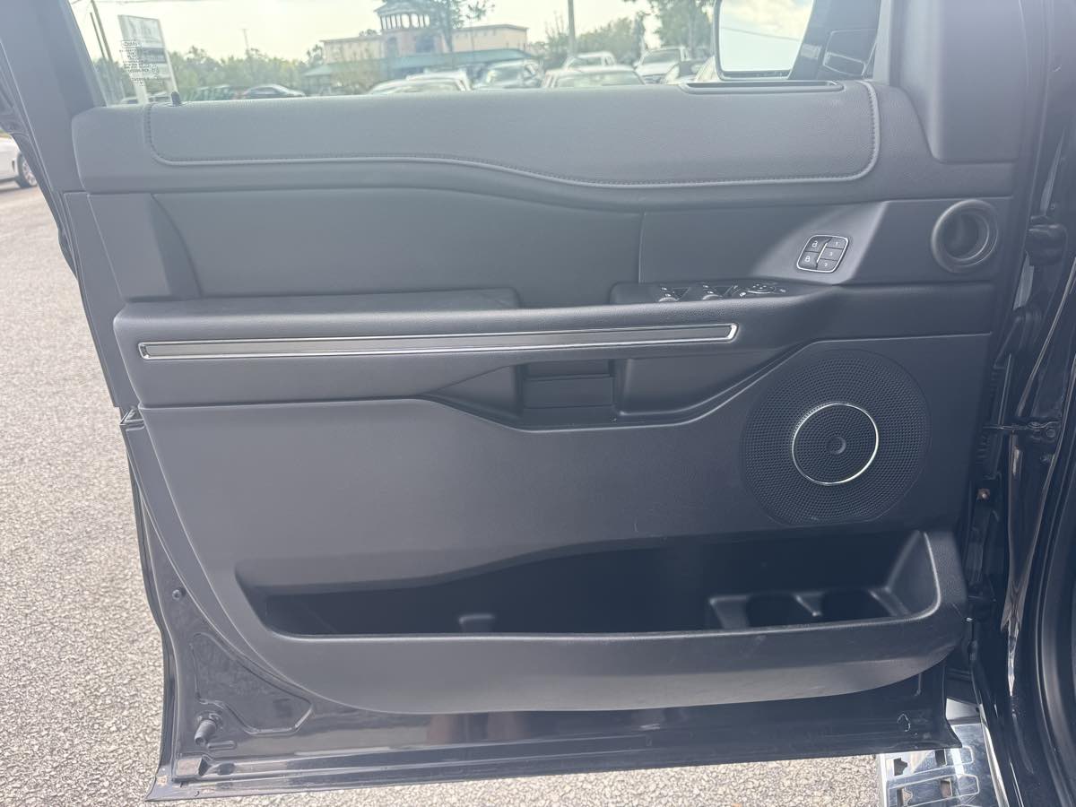 2019 Ford Expedition XLT - Photo 32