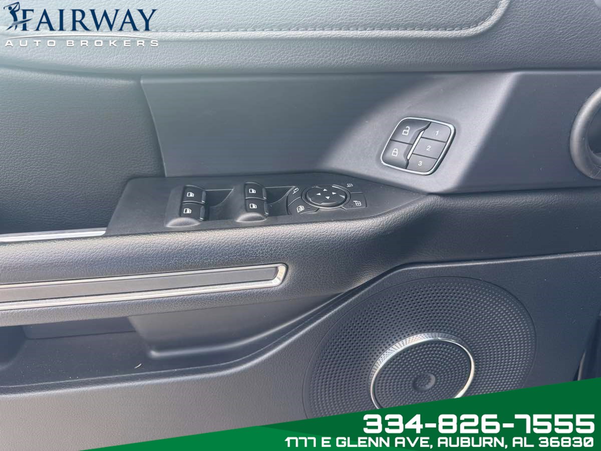2019 Ford Expedition XLT photo 11