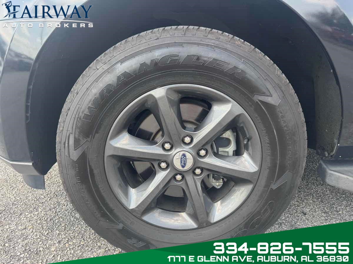 2019 Ford Expedition XLT photo 28