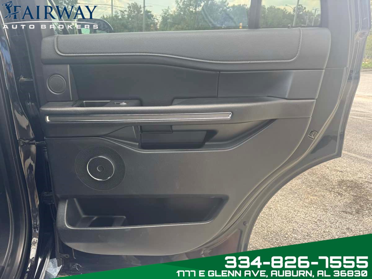 2019 Ford Expedition XLT photo 26
