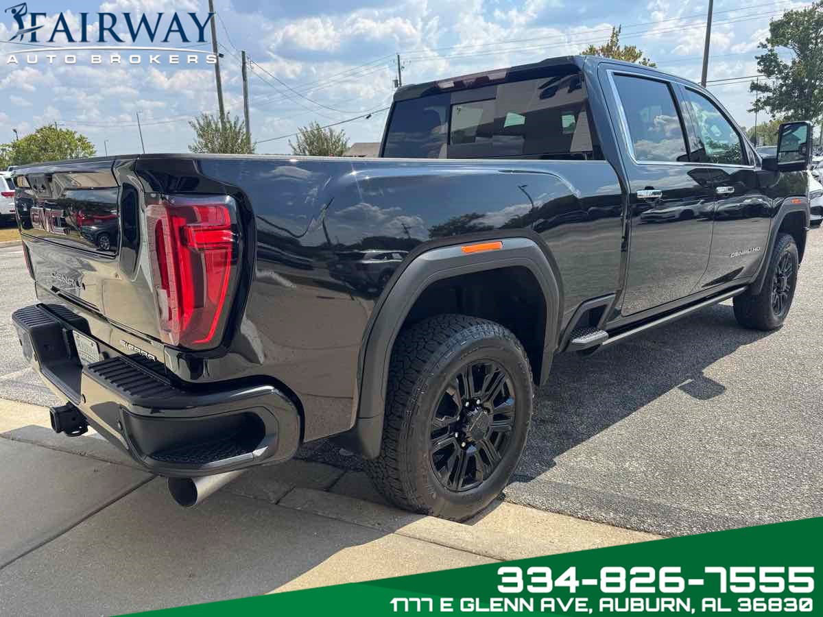 2023 Gmc Sierra HD Denali photo 2