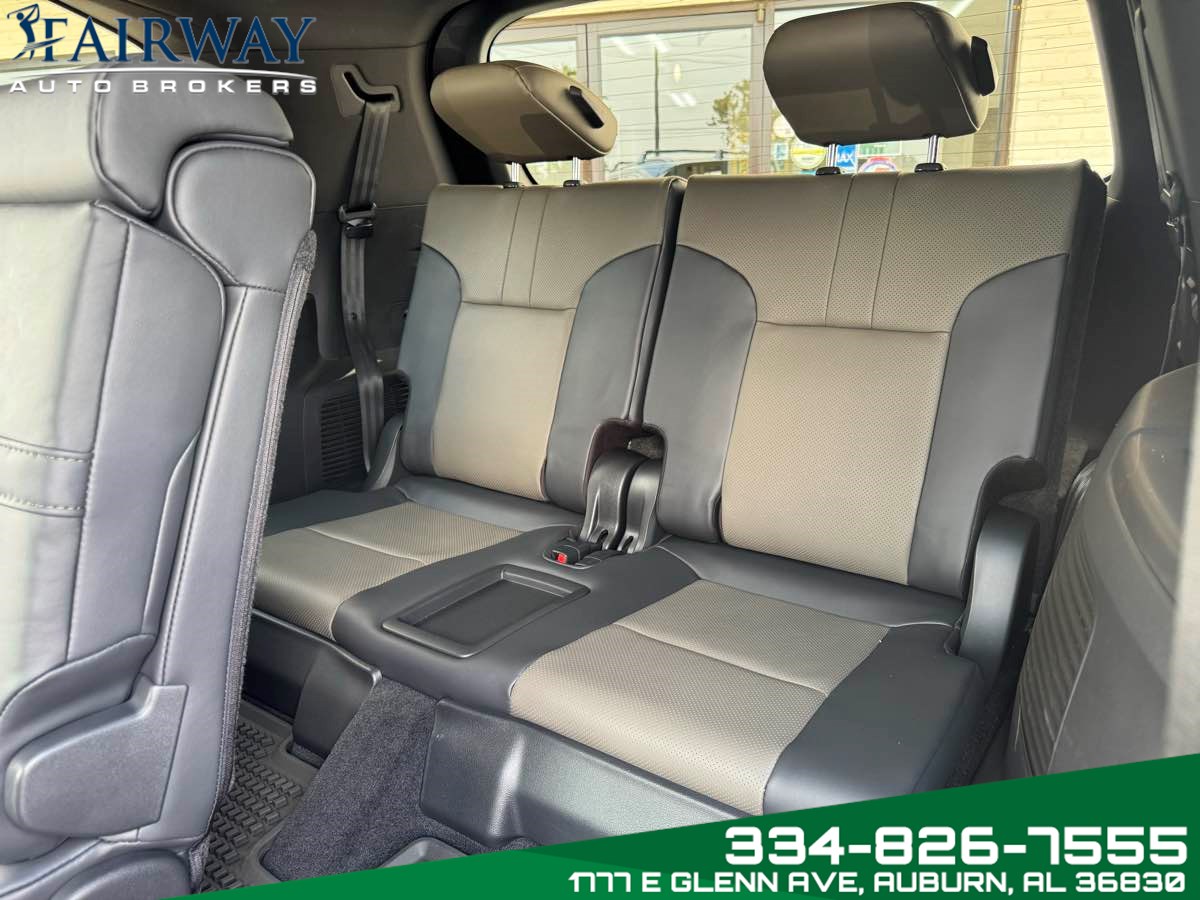 2025 Lexus LX photo 13