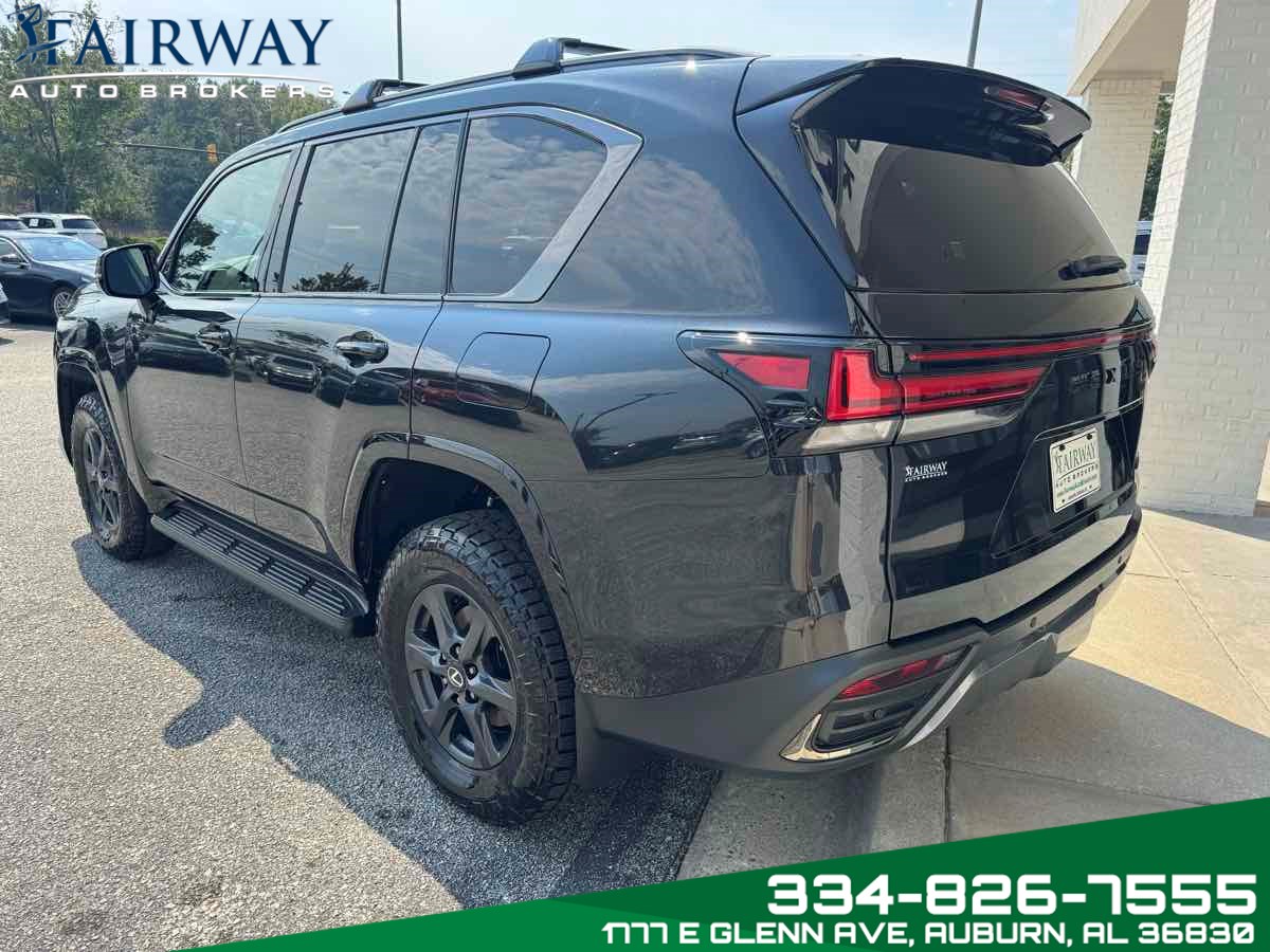 2025 Lexus LX photo 7