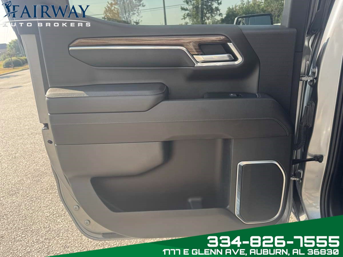 2023 Chevrolet Silverado 1500 LT photo 21