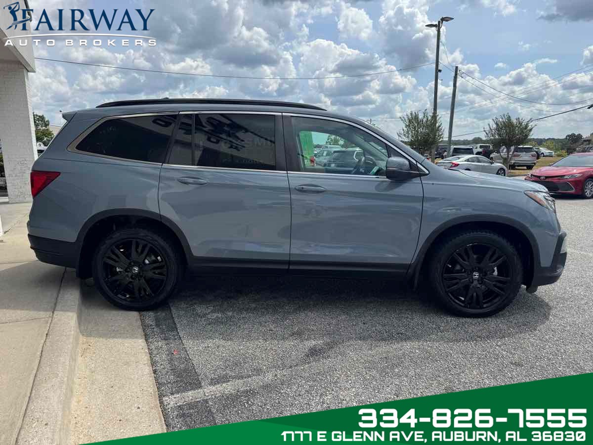 2022 Honda Pilot Special Edition photo 2