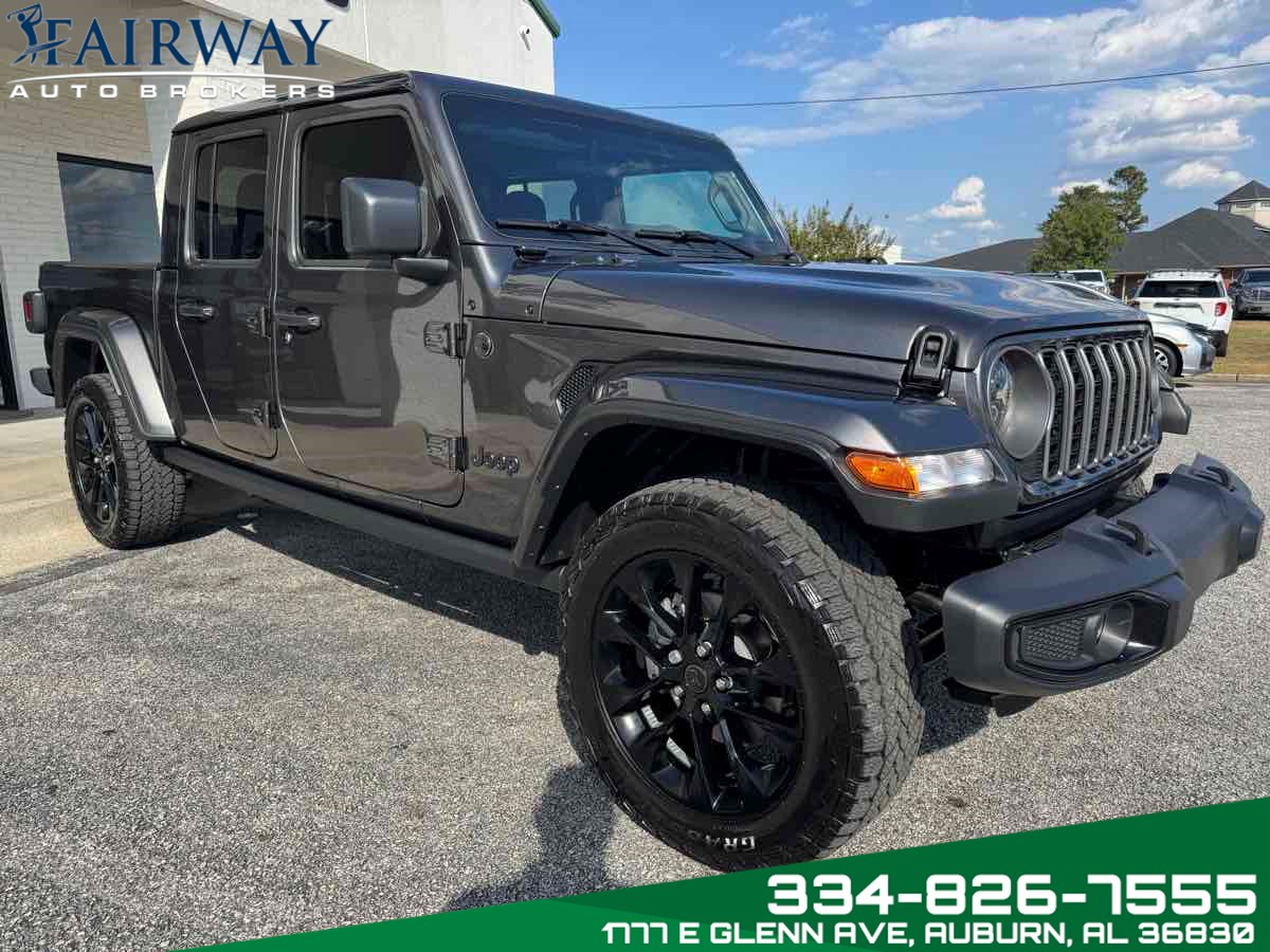 2025 Jeep Gladiator Sport photo 3