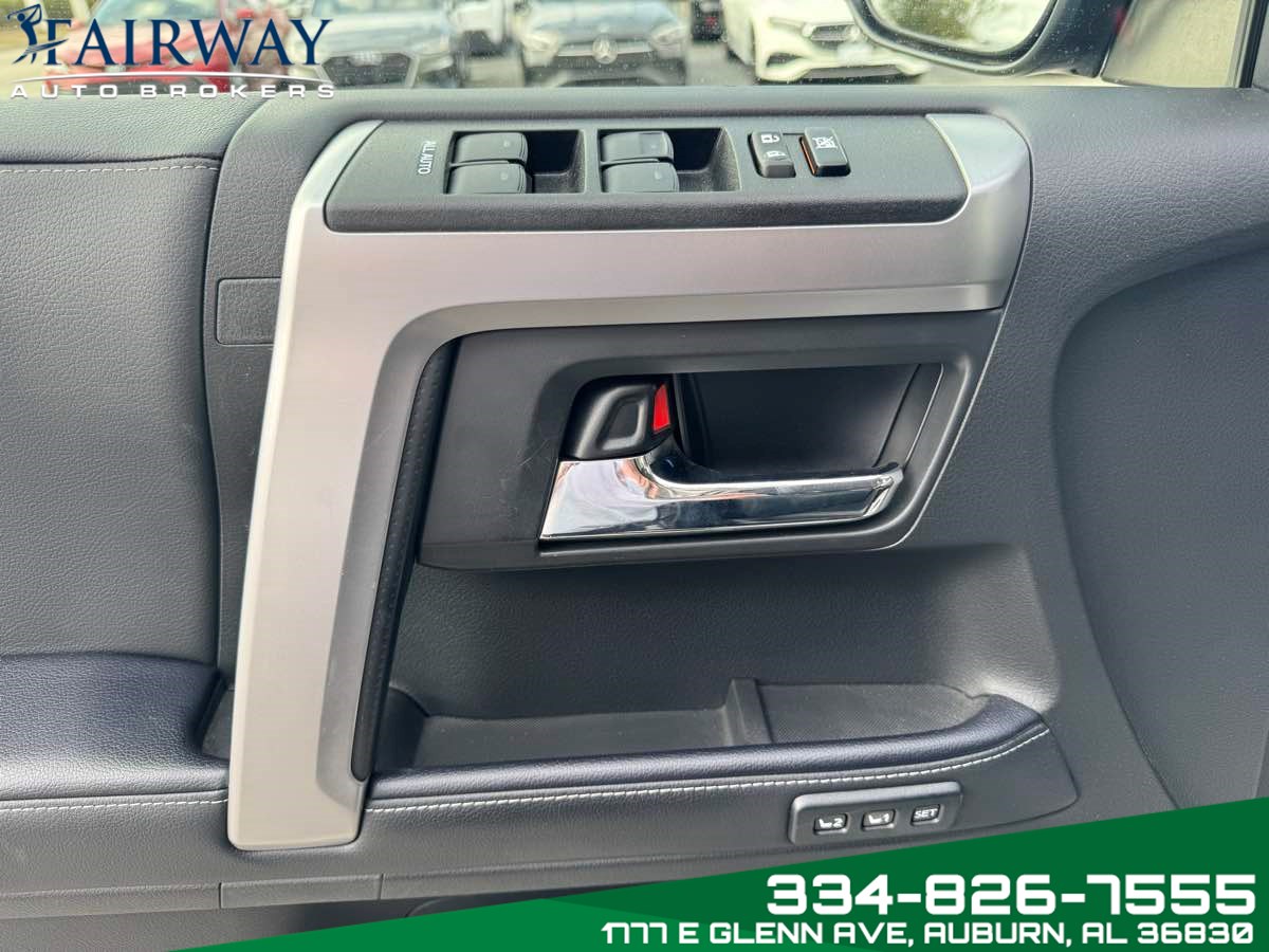 2023 Toyota 4Runner Limited photo 13