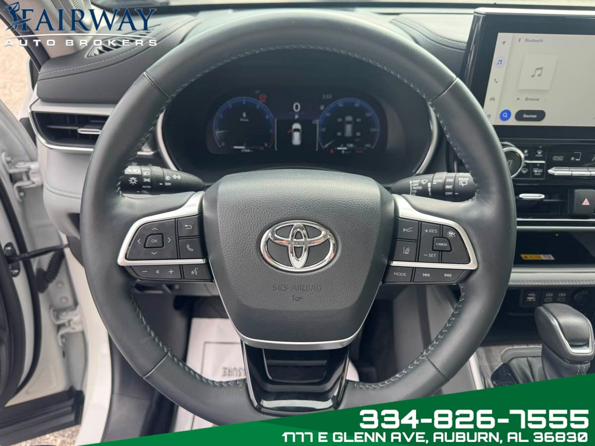 2023 Toyota Highlander Platinum photo 15