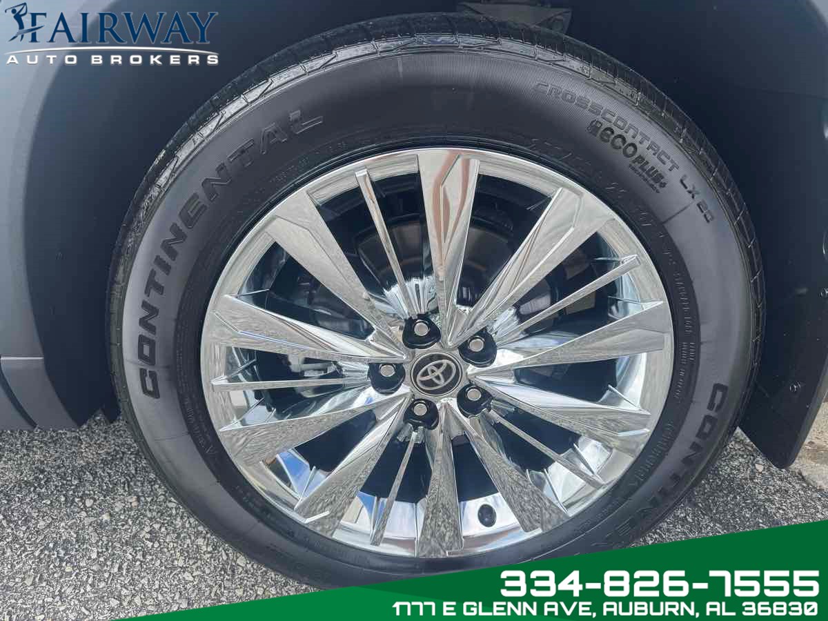 2024 Toyota Grand Highlander Platinum photo 32