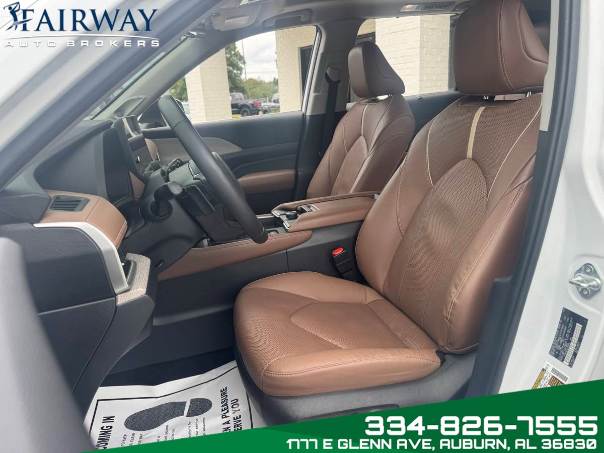 2024 Toyota Grand Highlander Platinum photo 8