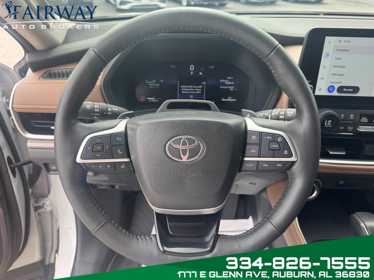 2024 Toyota Grand Highlander Platinum photo 16