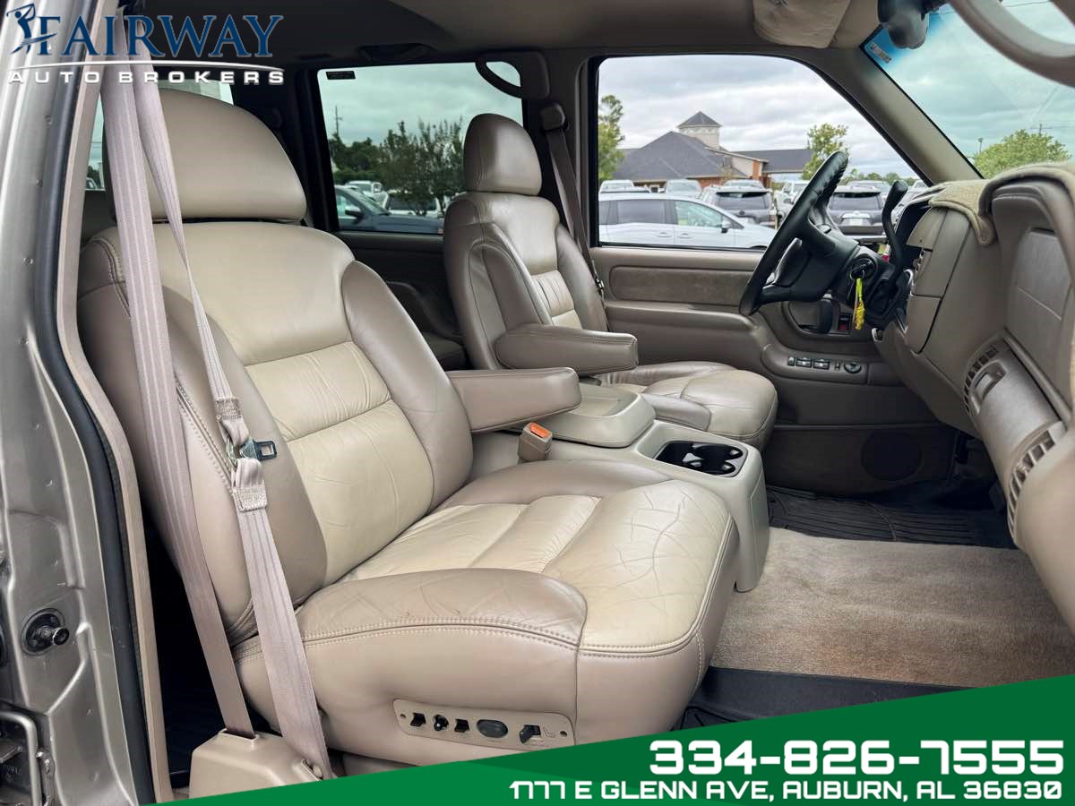 2000 Chevrolet Tahoe Z71 photo 11