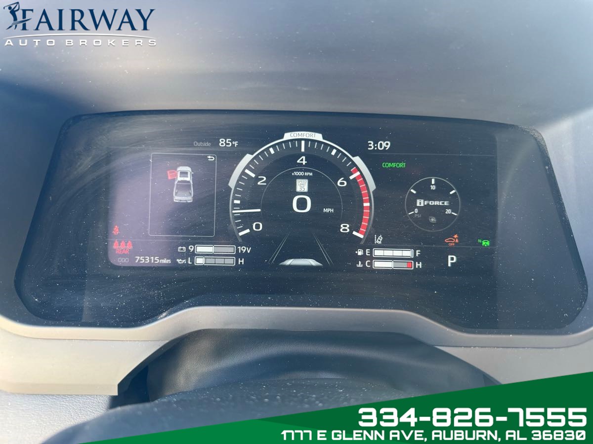 2022 Toyota Tundra Platinum CrewMax photo 18