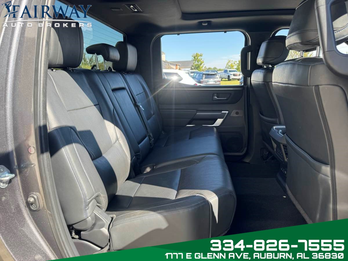 2022 Toyota Tundra Platinum CrewMax photo 11