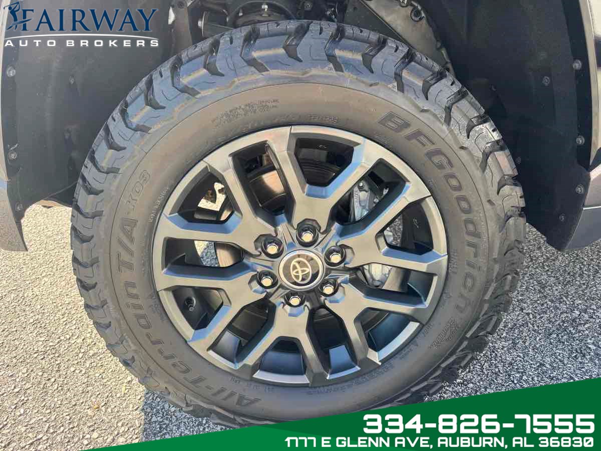 2022 Toyota Tundra Platinum CrewMax photo 29