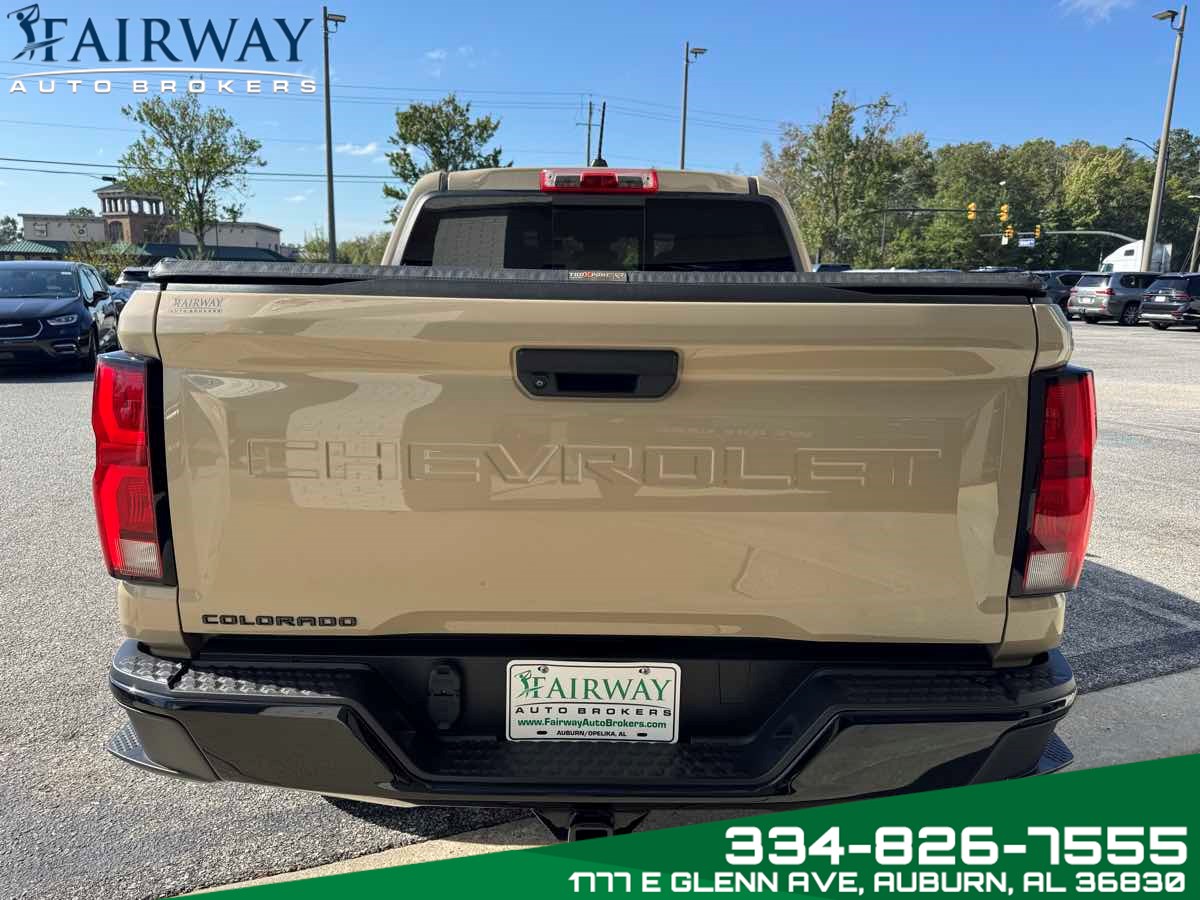 2023 Chevrolet Colorado Z71 photo 6