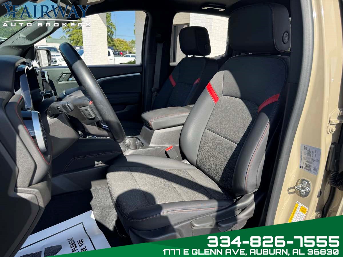 2023 Chevrolet Colorado Z71 photo 9