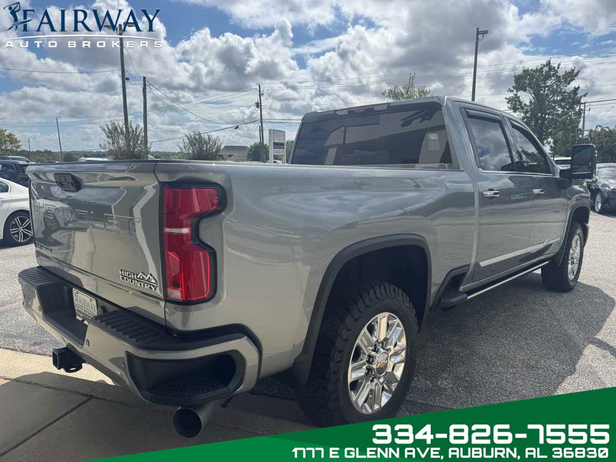 2025 Chevrolet Silverado 2500HD High Country photo 4