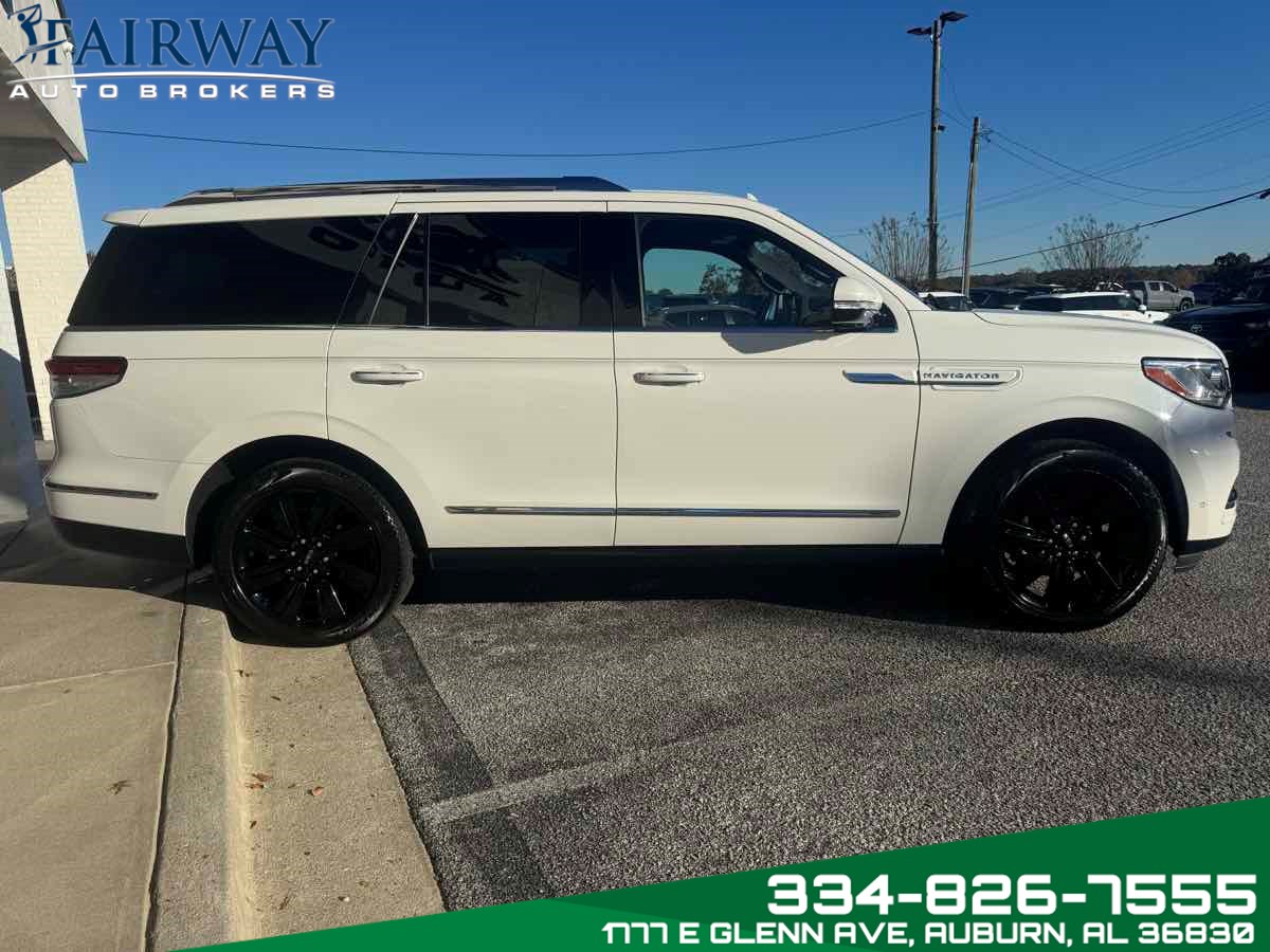 2023 Lincoln Navigator Reserve photo 4