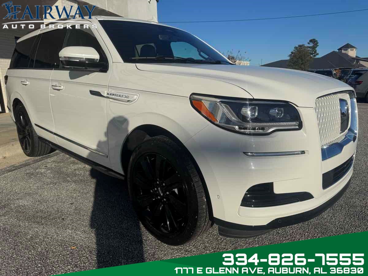 2023 Lincoln Navigator Reserve photo 3